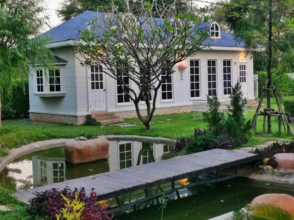 Je T'Aime Cafe & Villa Sing Buri Bagian luar foto